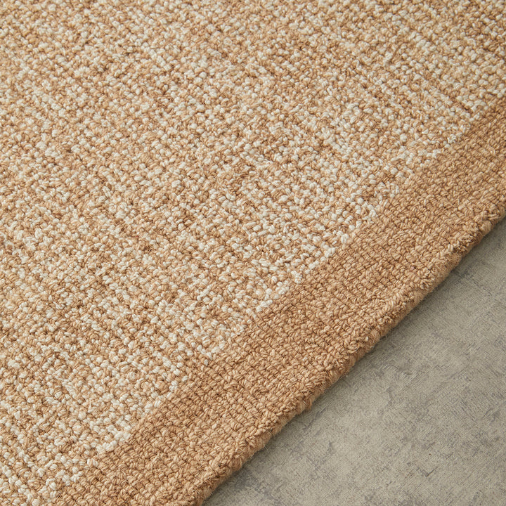 close up of the border of the Mila wool handmade rug by Alisa & Lysandra