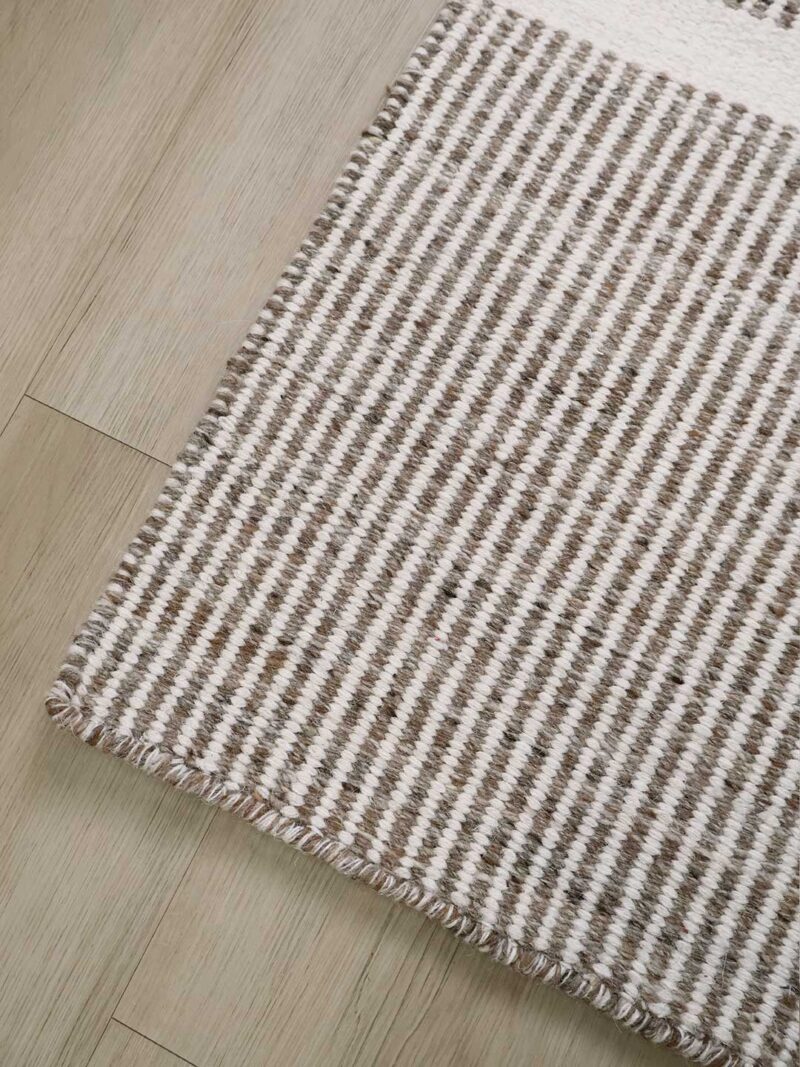 Akita Rug | Tawny