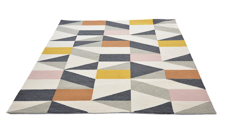 Scion Nuevo Blush Outdoor Rug 426102