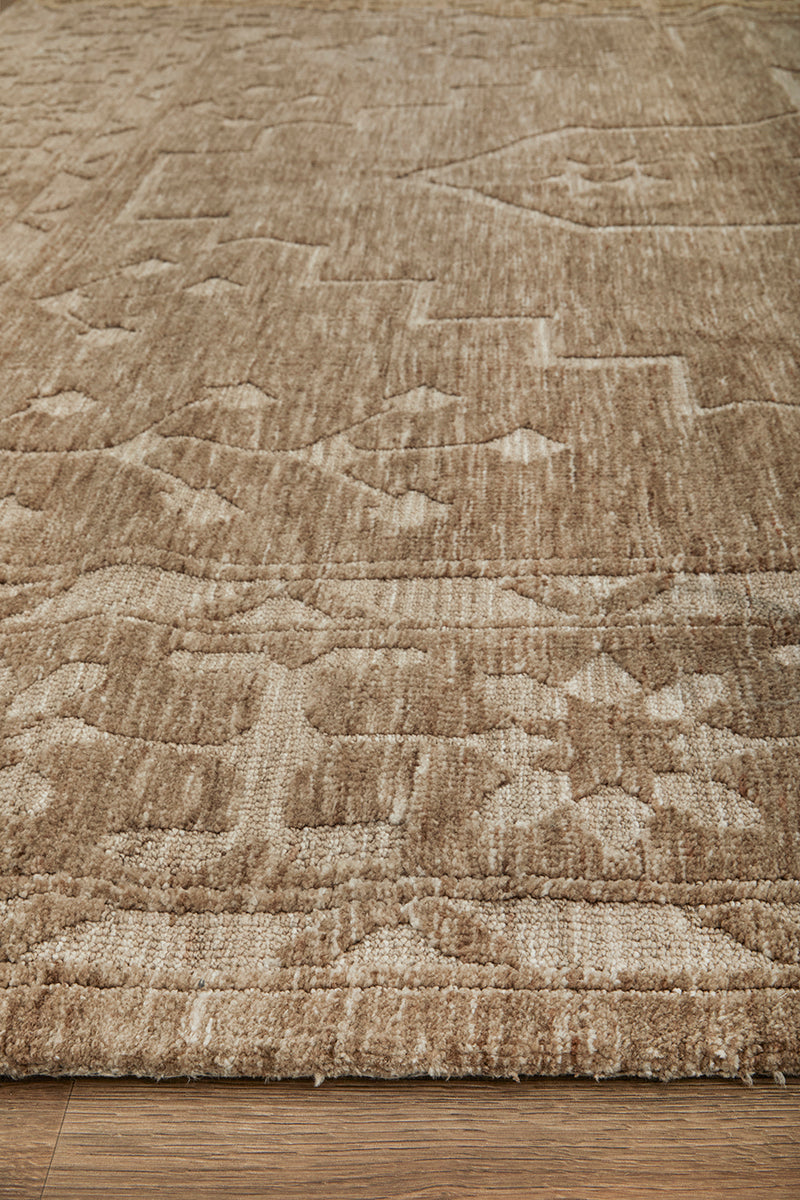 Darren Palmer Ceylon Almond Runner Rug