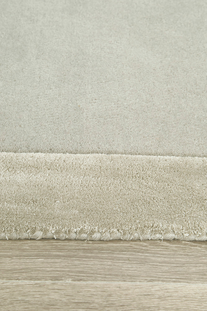 Hugo Silver Runner Rug