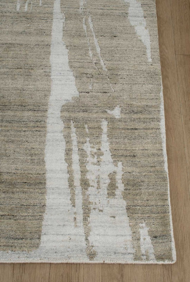 Regency VN154 Rug | Beige - Enquire for availablity
