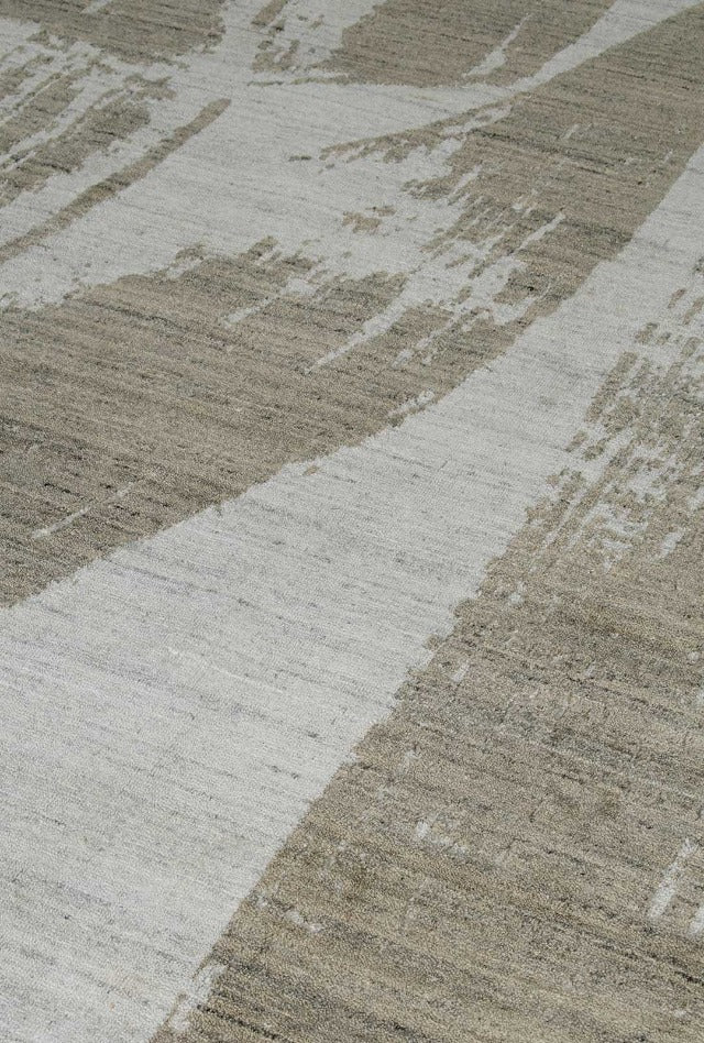 Regency VN154 Rug | Beige - Enquire for availablity