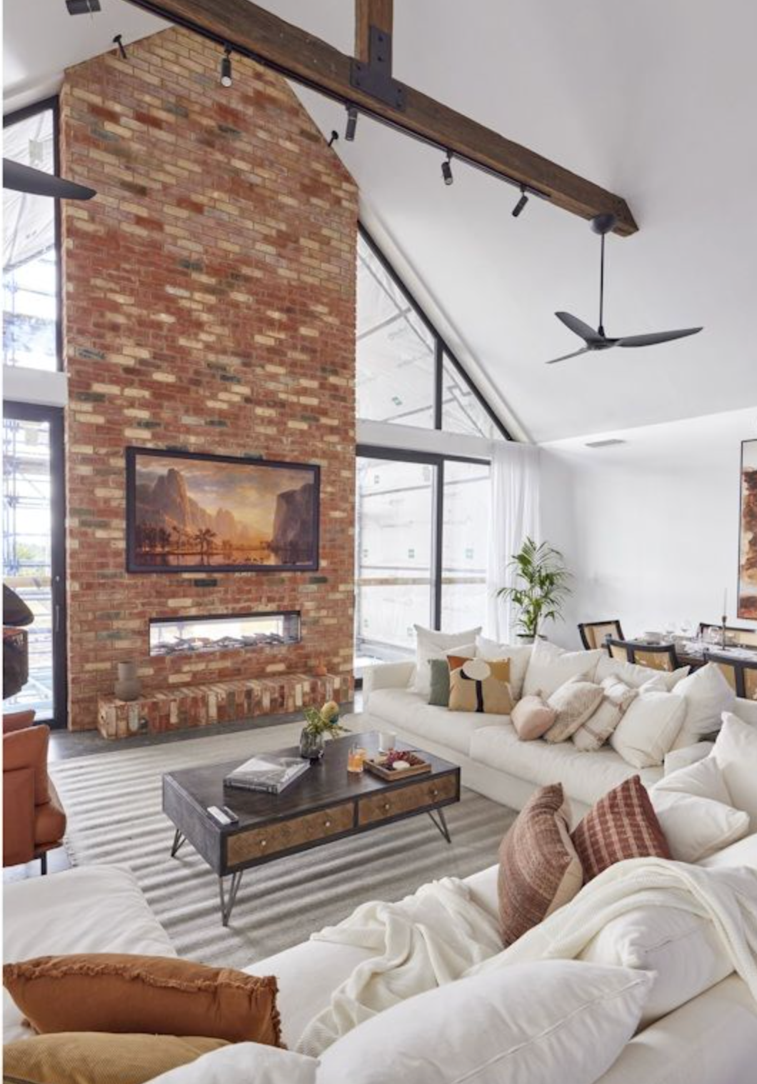 Derby Rug | Bone | Omar & Oz | Living & Dining 2022