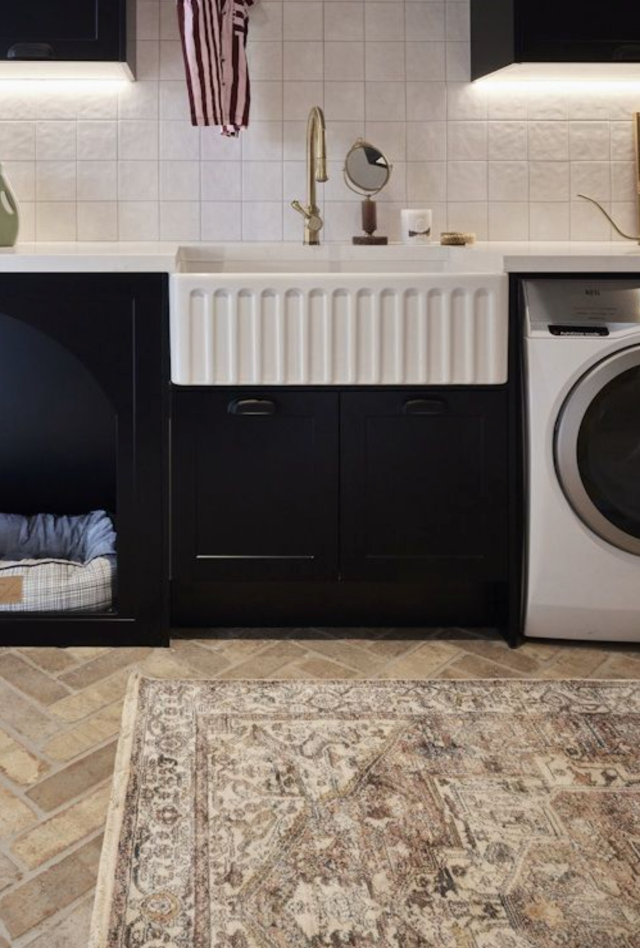 Heraz Mushroom Rug | Pinks | Ankur & Sharon | Main Bedroom 2022