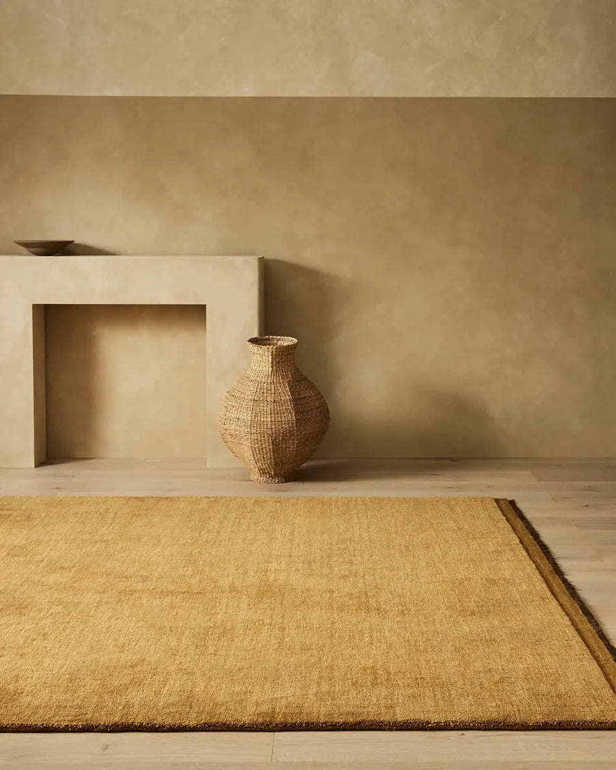 Silvio | Dijon | Enquire for availability now!