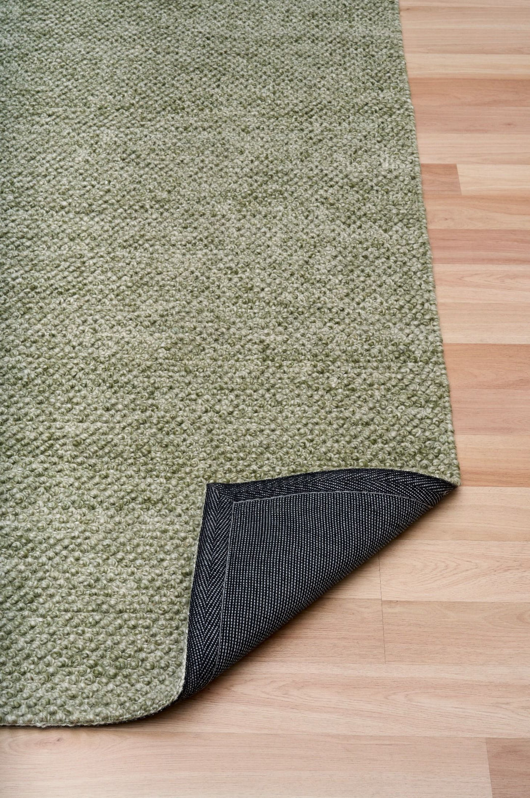 Avenue Arabella Rug | Pesto