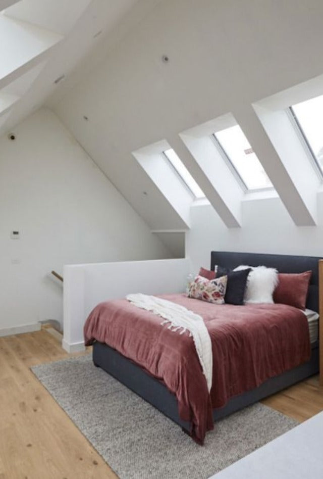 Basket Hook Arrow Rug | Grey Mix