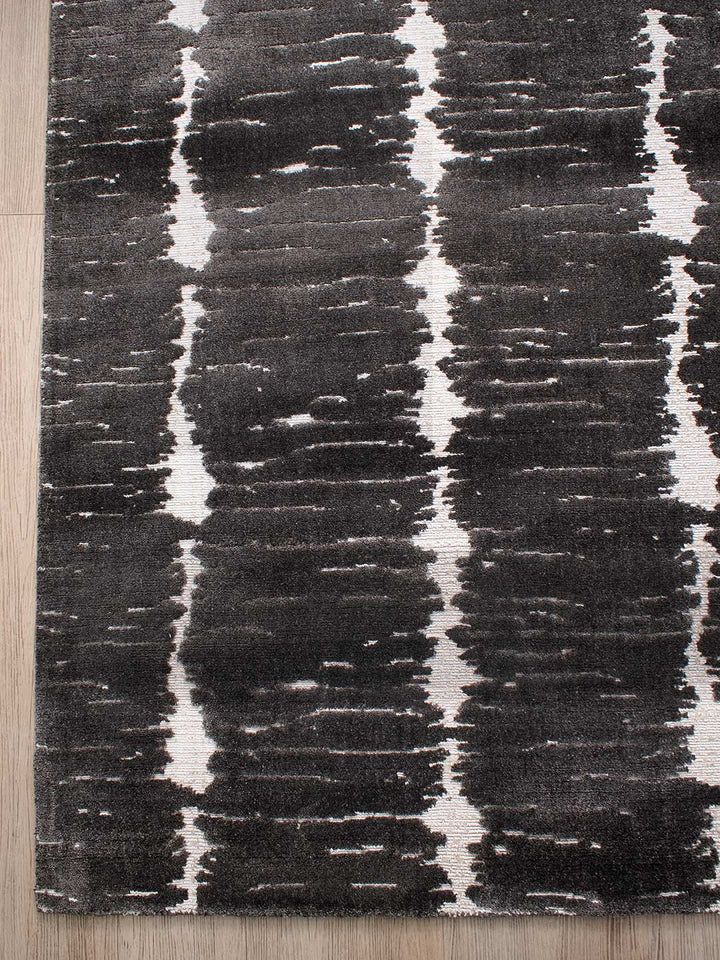 Neptune Rug | Tobacco