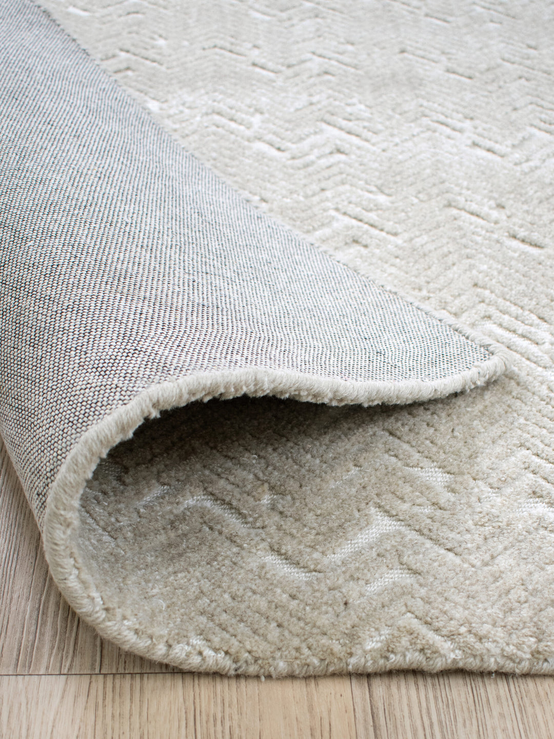 Pavona Rug | Linen