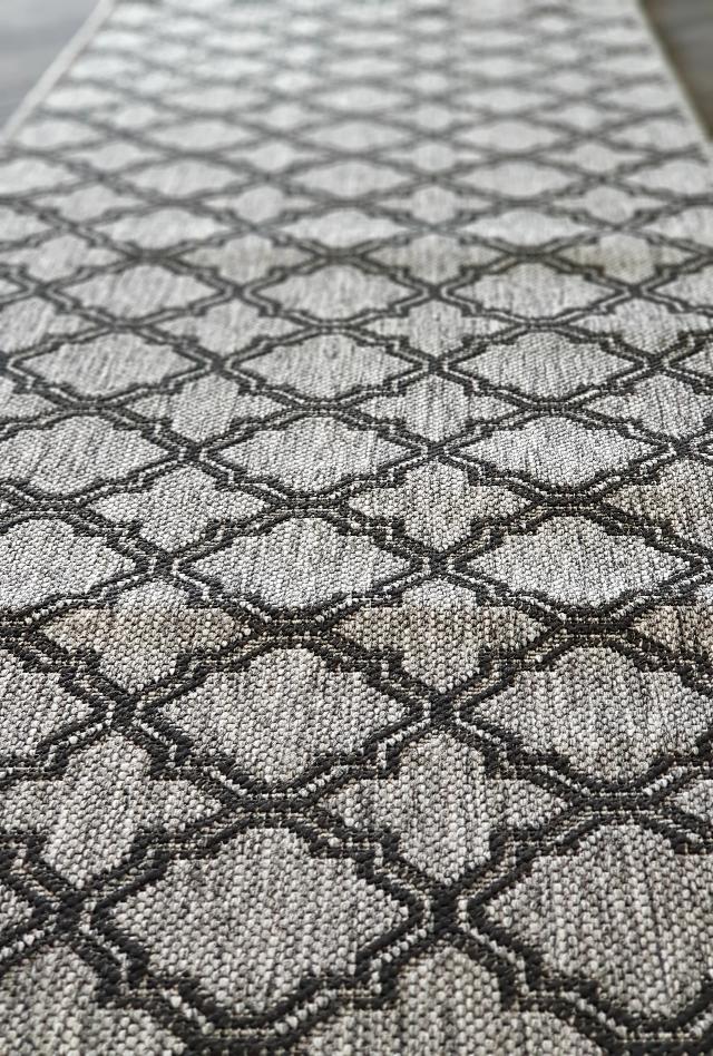 Lattice Seaspray Rug | Silver Black | Elise and Matt's Outdoor Terrace Oslo 2019