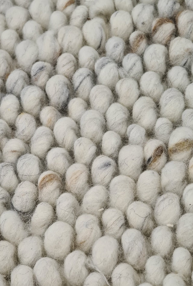 Pebble Oslo Rug | Off White