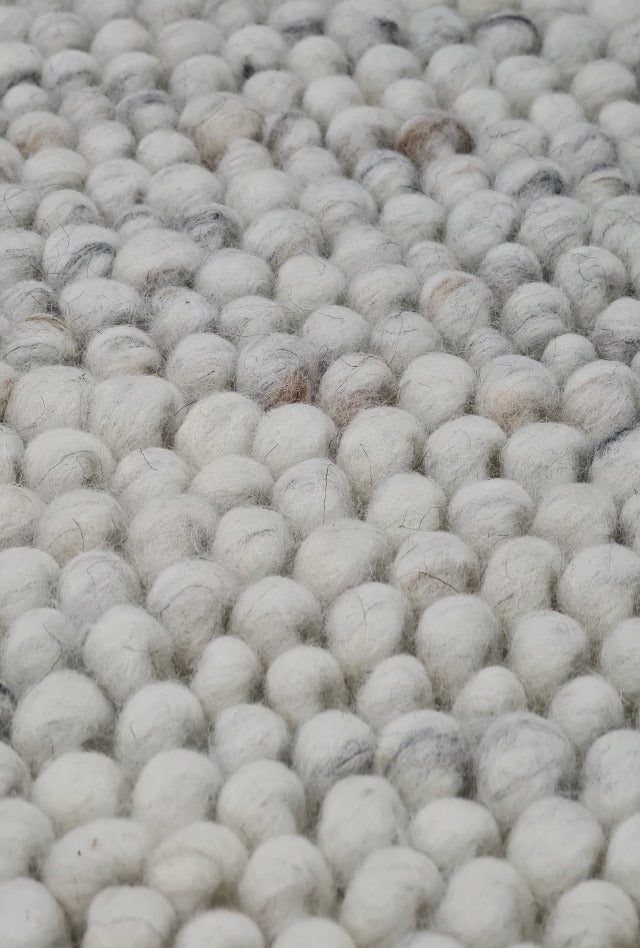 Pebble Oslo Rug | Off White