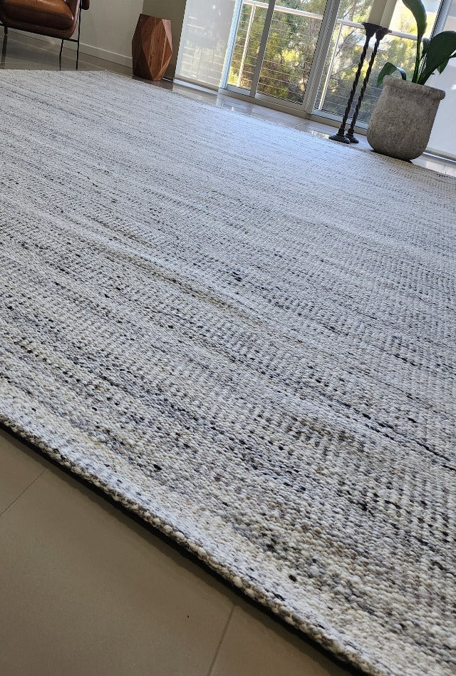 Oyster Shell | Bungalow Rug - Steph & Gian Main B/Room 2023