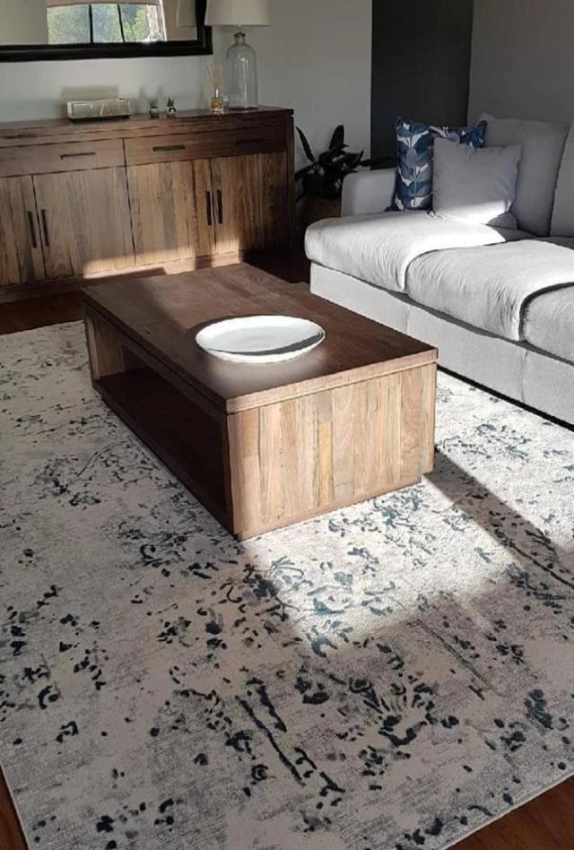 Apsley White Kendra Collection 1732 by Rug Addiction available in extra large sizes