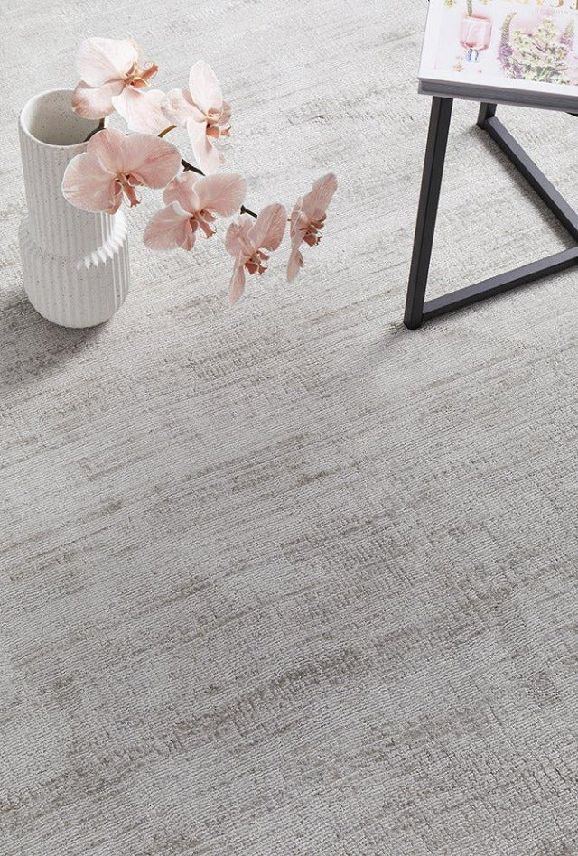 Luxe Rug | Silver