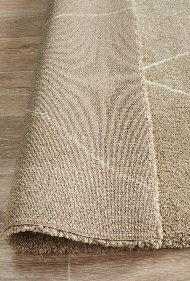 Montage 931 Rug | Camel Beige