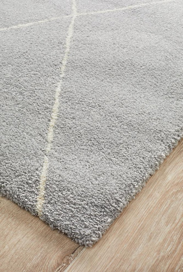 Montage 931 Rug | Silver