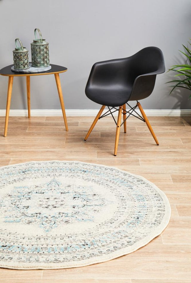 Lace 922 Round Rug | White & Blue