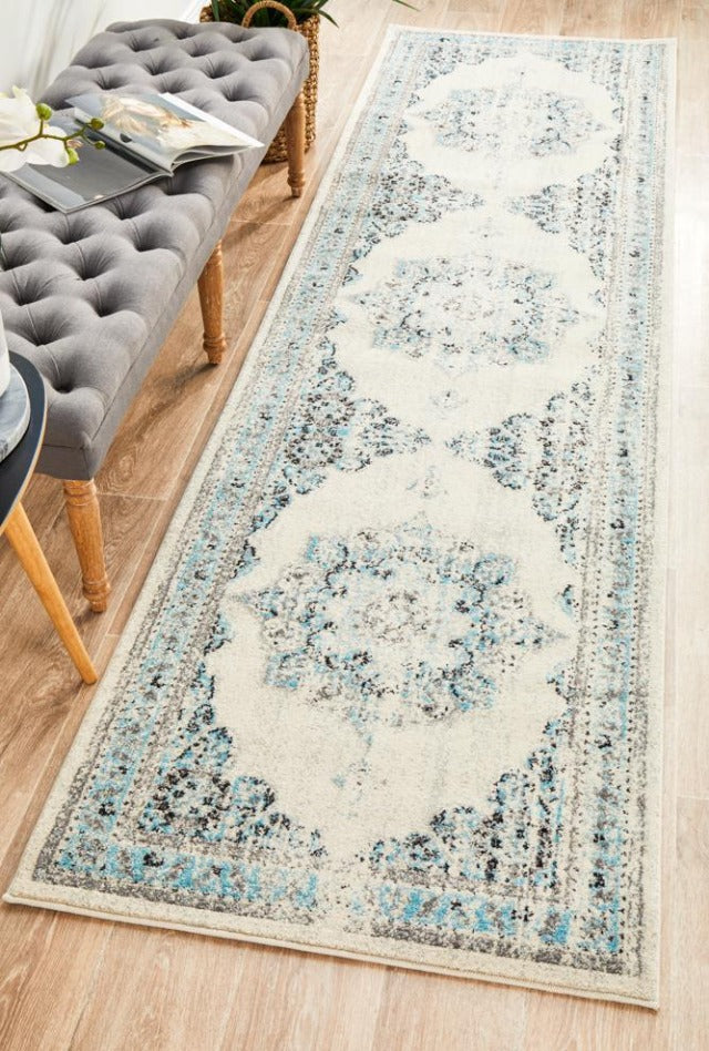 Lace 922 Runner Rug | White & Blue