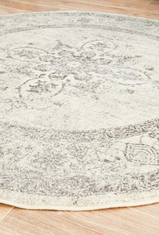 Fog Grove 977 Round Rug | Silver