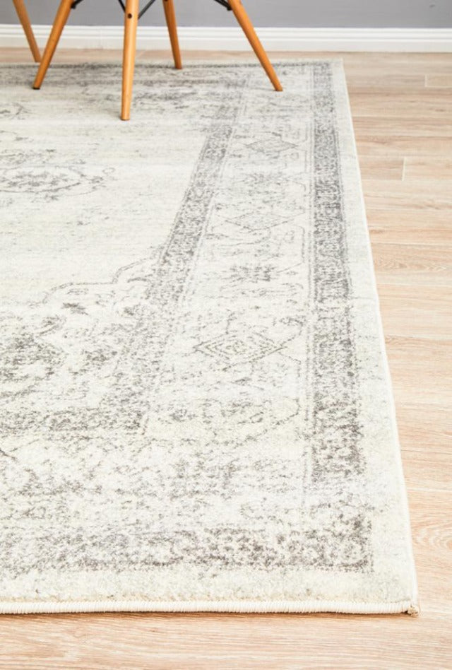 Fog Grove 977 Rug | Silver