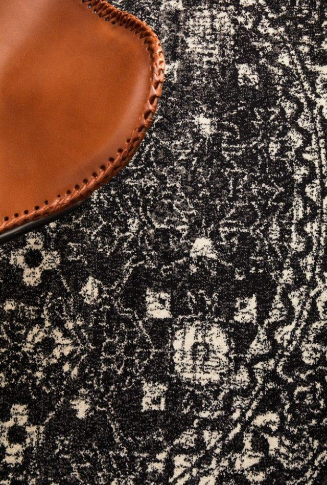 Dream Distressed Round Rug | Charcoal