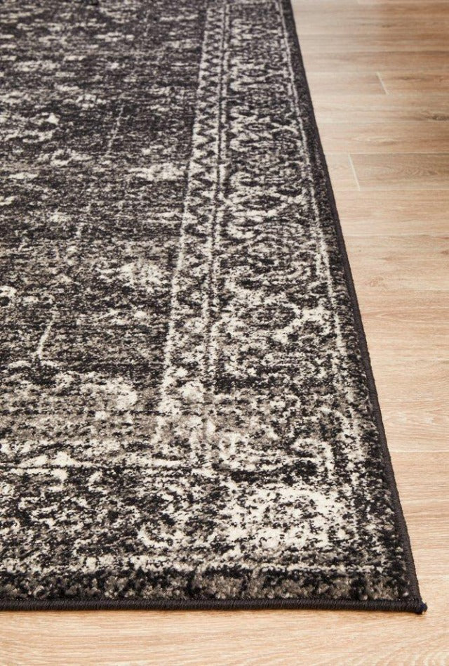 Dream Distressed Rug | Charcoal