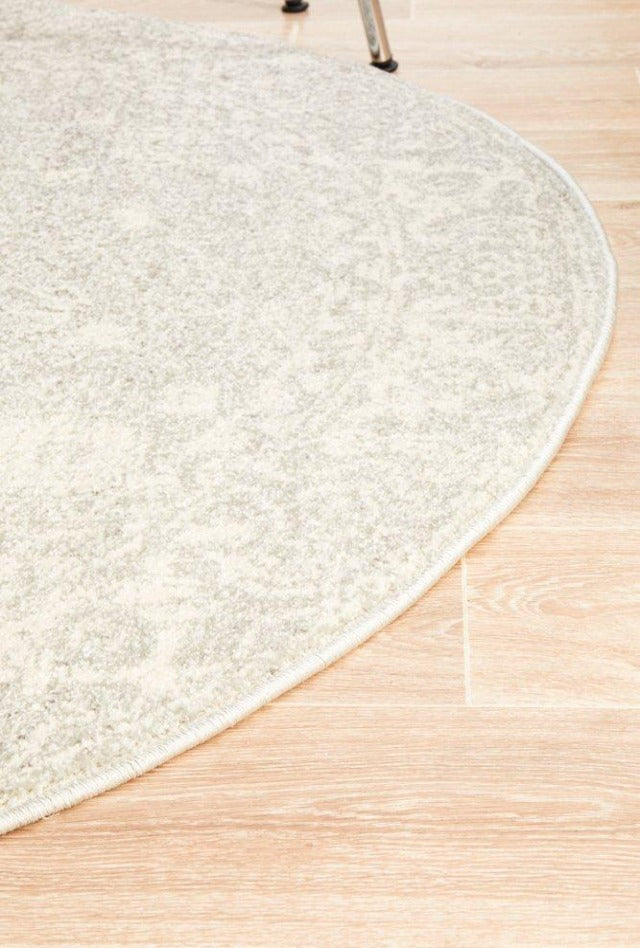 Dream Distressed Round Rug | Silver Grey