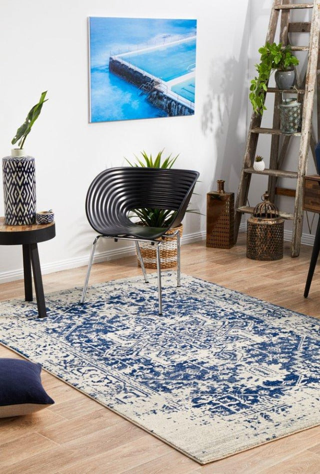 Charmed Rug | White Royal-blue