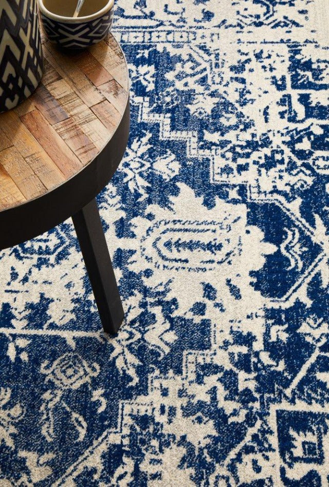Charmed Rug | White Royal-blue