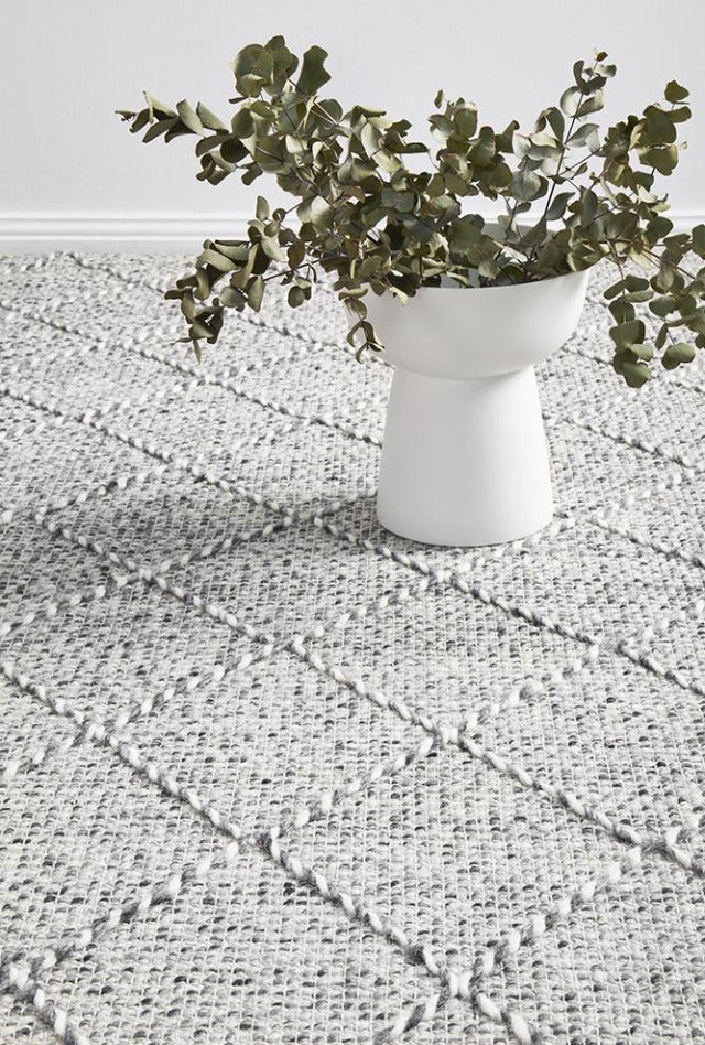Noah Rug | Silver