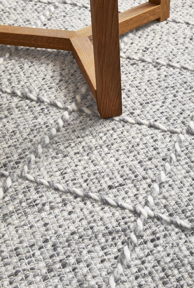 Noah Rug | Silver