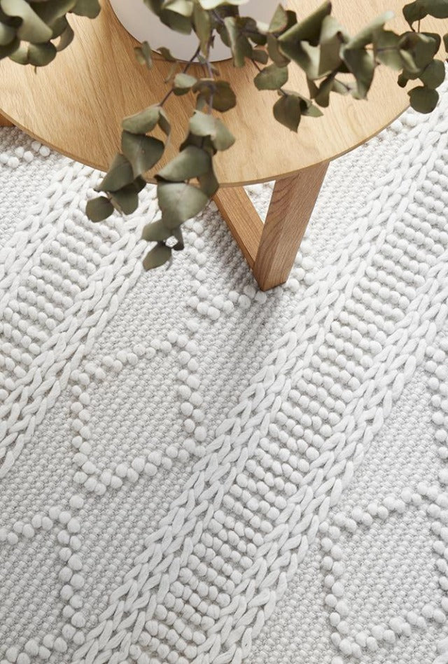 Zoe Rug | Ivory