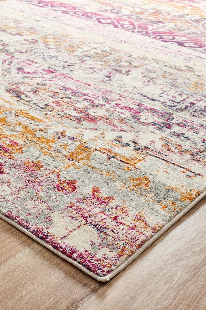 museum-lili-fuschia-rug