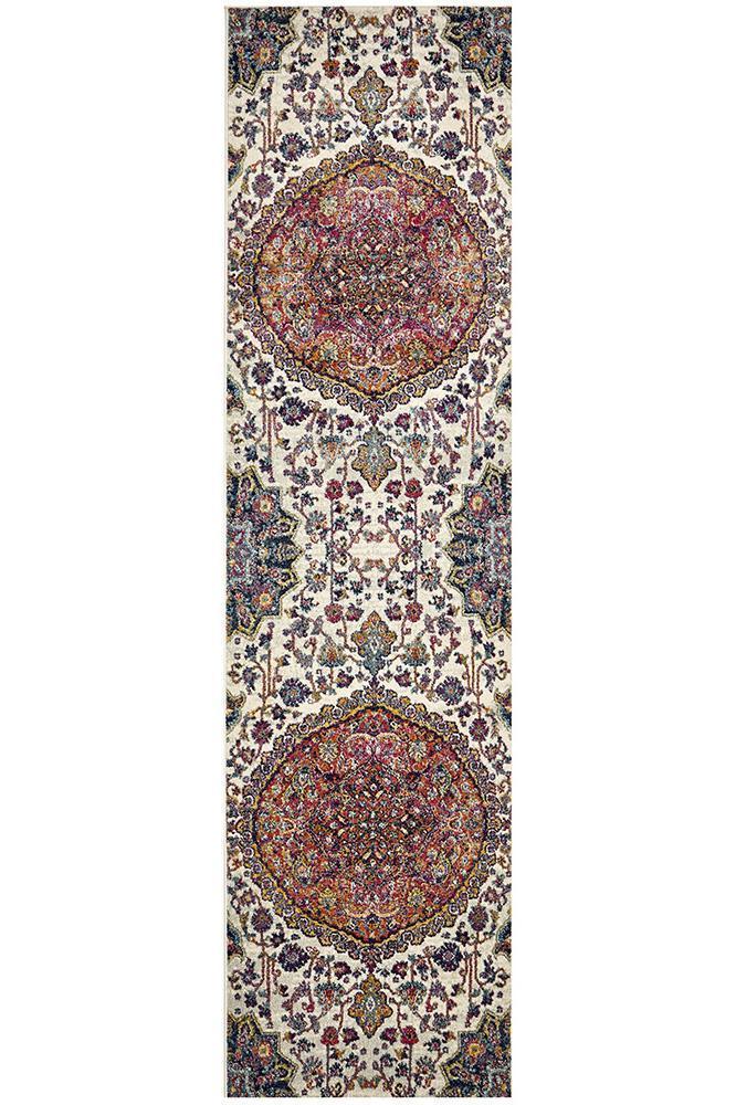 museum-shelly-rust-runner