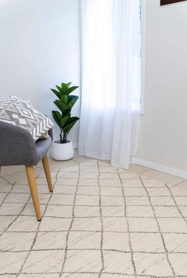 Orlean Hand Knotted Rug | Ivory Grey