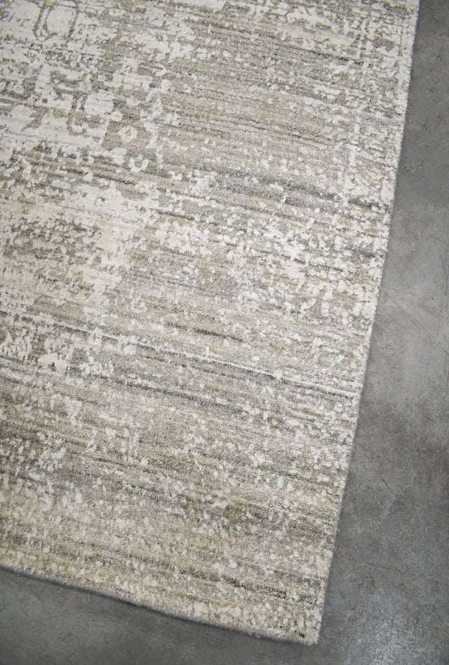 Regency VN80 Rug | Silver - Enquiry for availability
