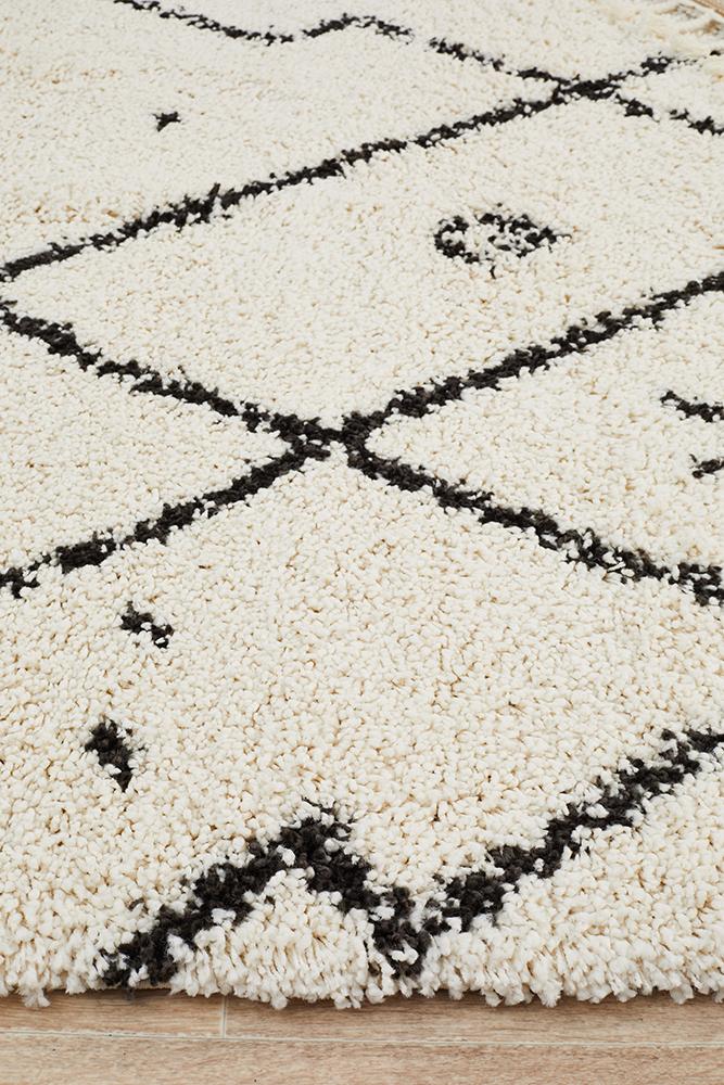 Saffron 44 White Rug