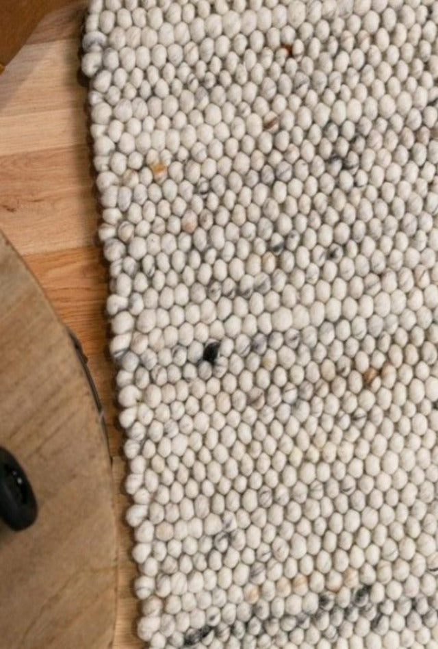 Pebble Oslo Rug | Off White