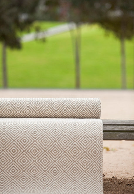 Herman Diamond Rug | Camel Beige - Ivory