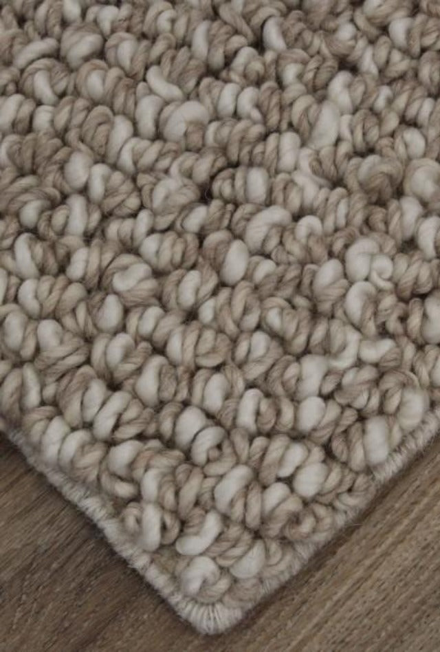Volume Ice Coffee Rug | Creamy beige