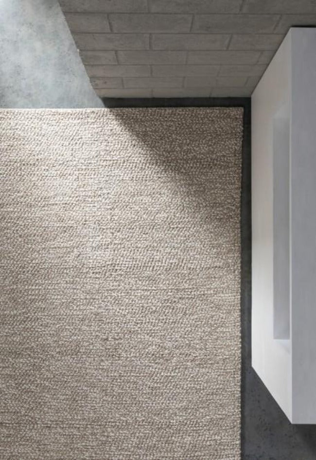 Volume Ice Coffee Rug | Creamy beige